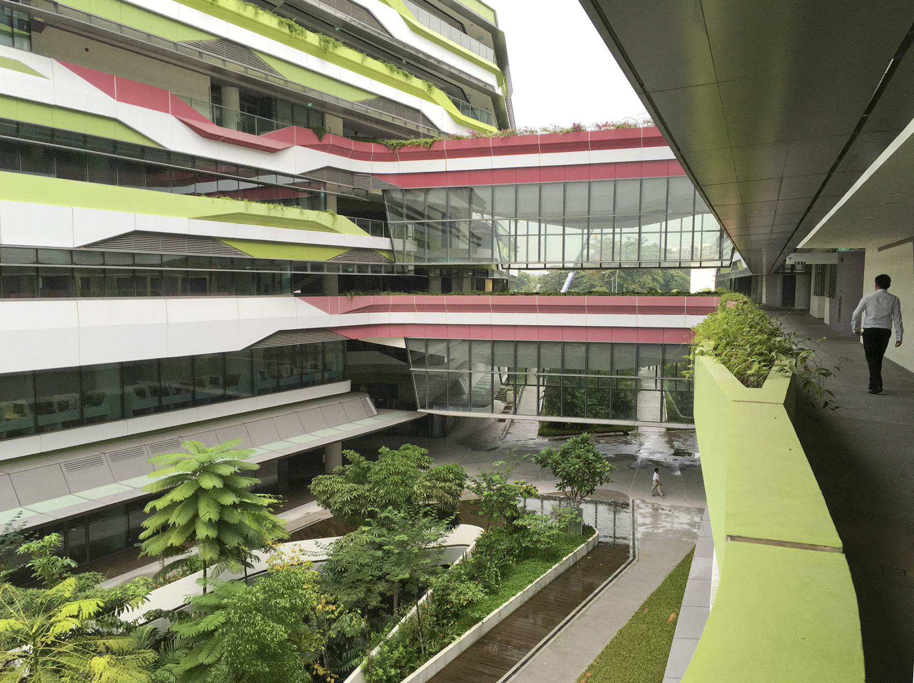 Technology Industry Roofing Orlando | Corporate Campuses & Tech Parks