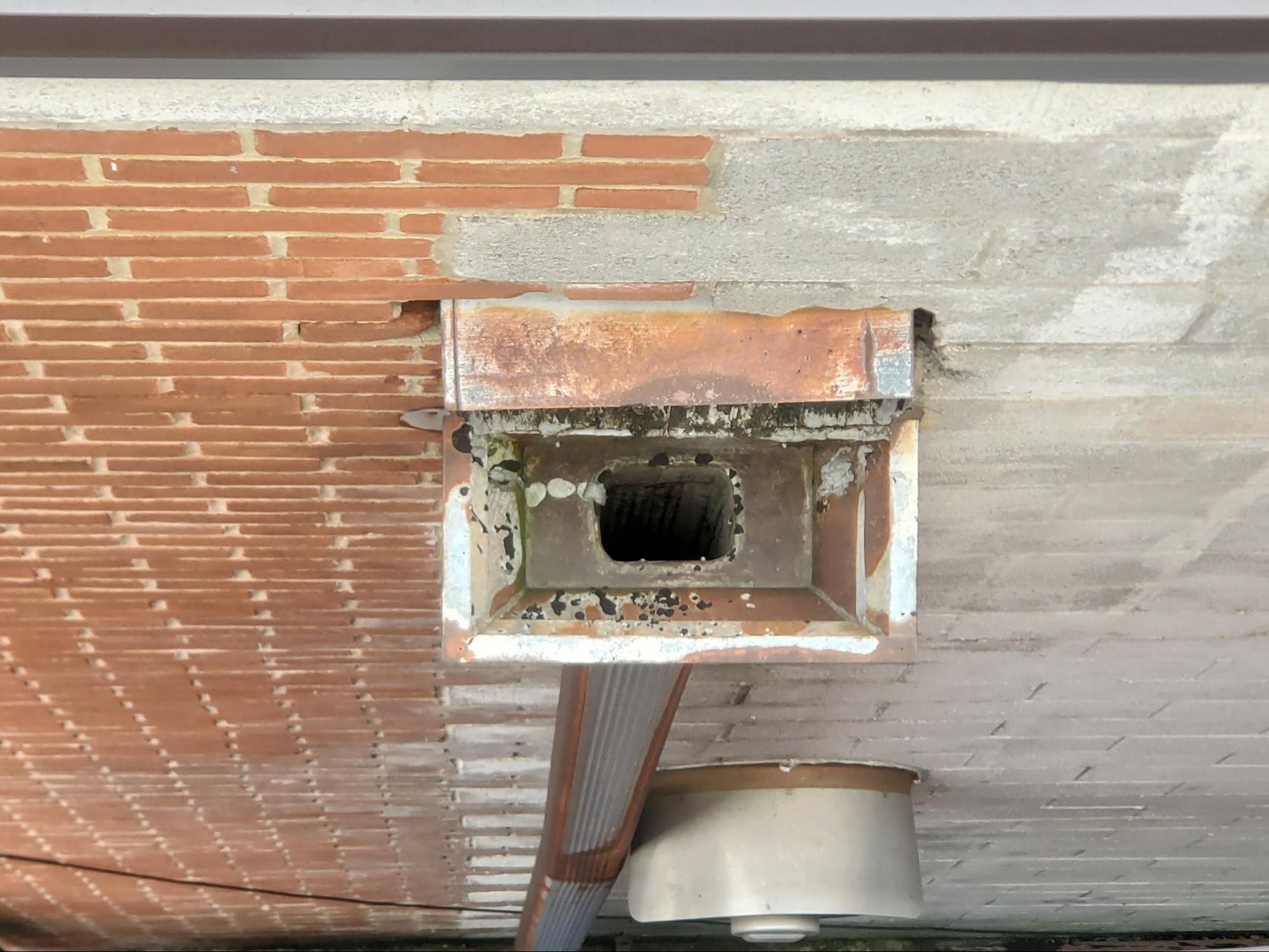 Roof Drain Cleaning and Repair